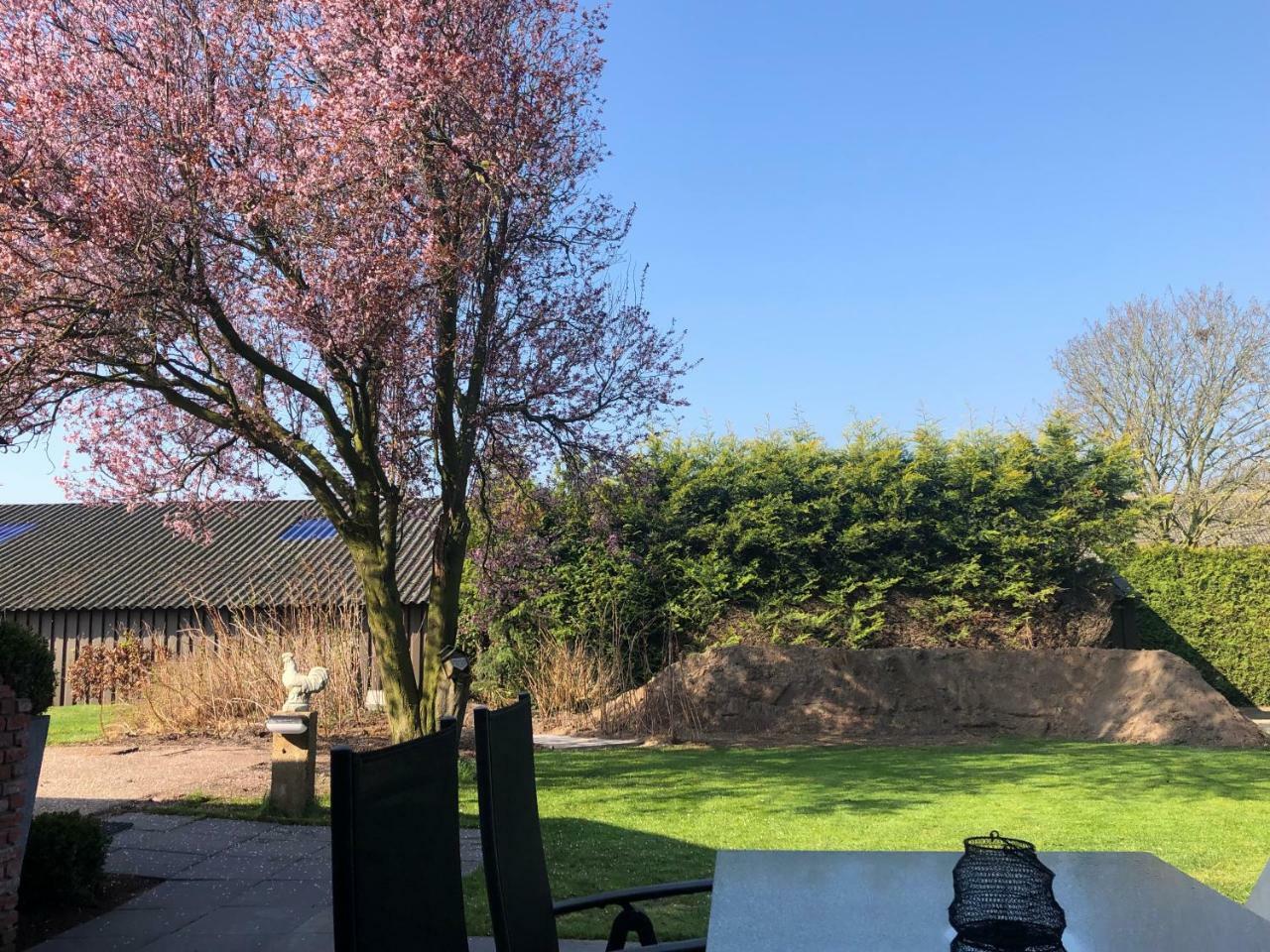 Vakantie Appartementen De Bonte Kraai Raamsdonk Exterior foto